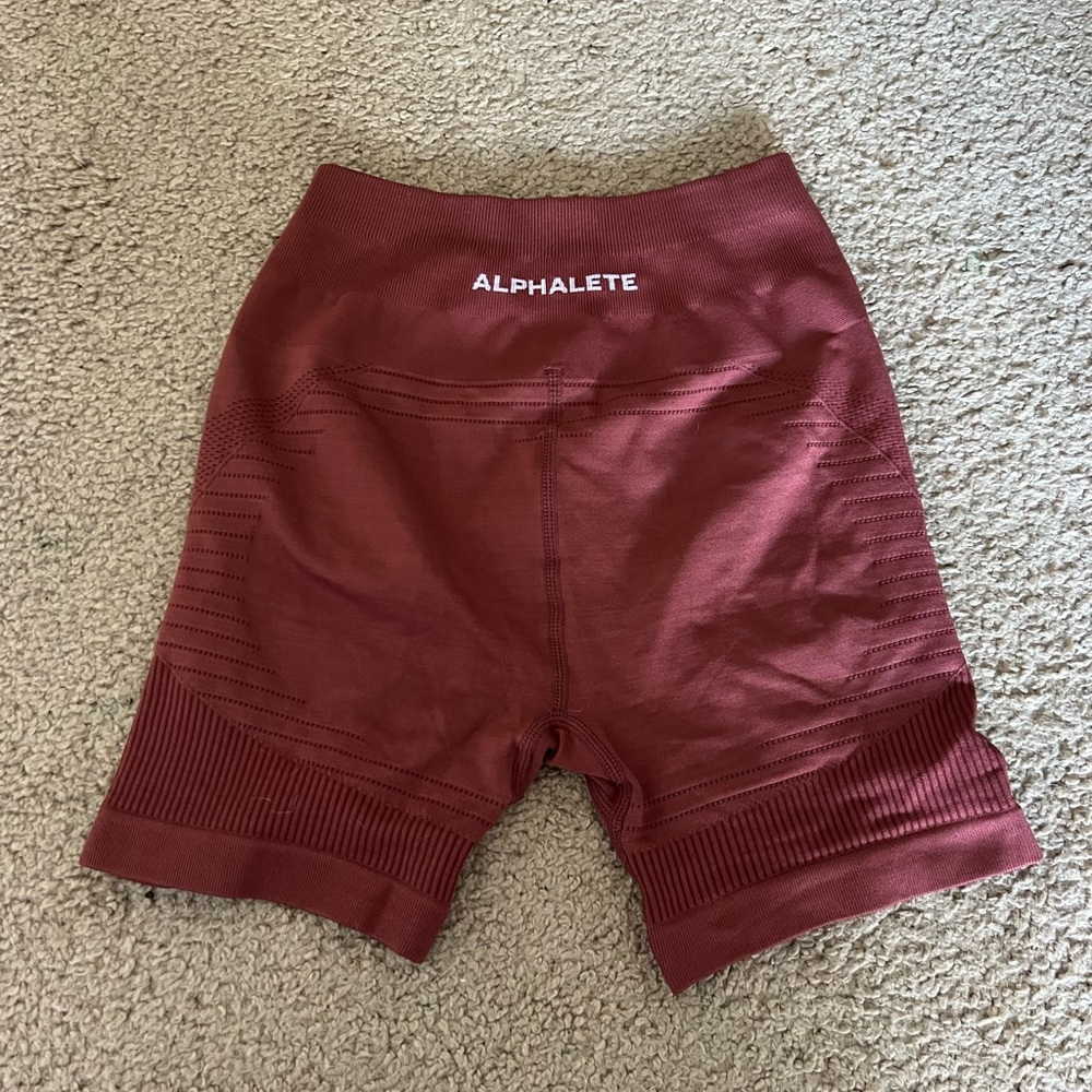 ALPHALETE OZONE SHORTS